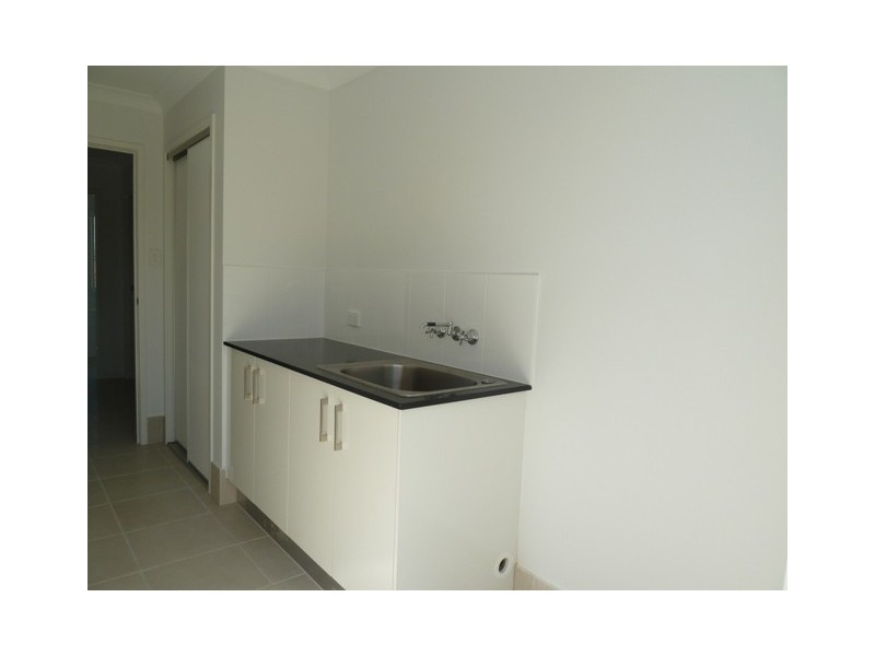 7 Dulcis Drive, Rural View QLD 4740