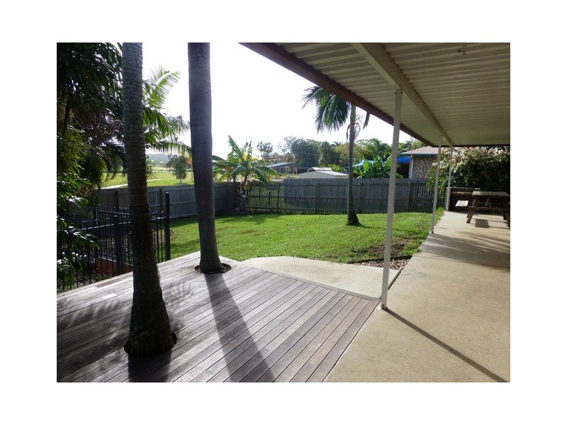 87 Slater Avenue, Blacks Beach QLD 4740