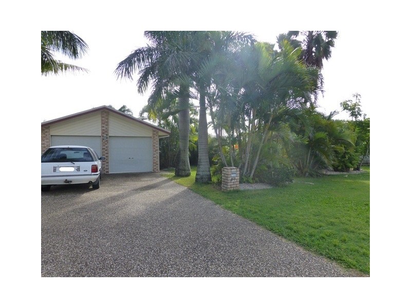 87 Slater Avenue, Blacks Beach QLD 4740