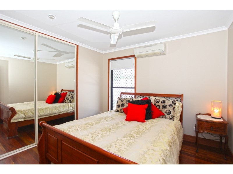 23 Whitesan Blue Tce, Blacks Beach QLD 4740