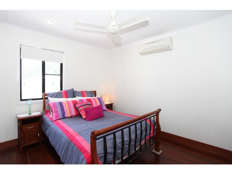 23 Whitesan Blue Tce, Blacks Beach QLD 4740