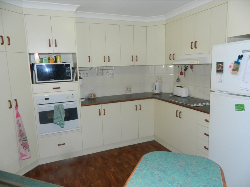 21 Murphy Street, Seaforth QLD 4741