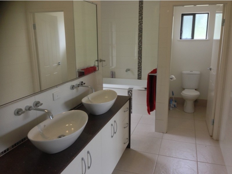 20 Mount Toby Road, Mackay QLD 4740