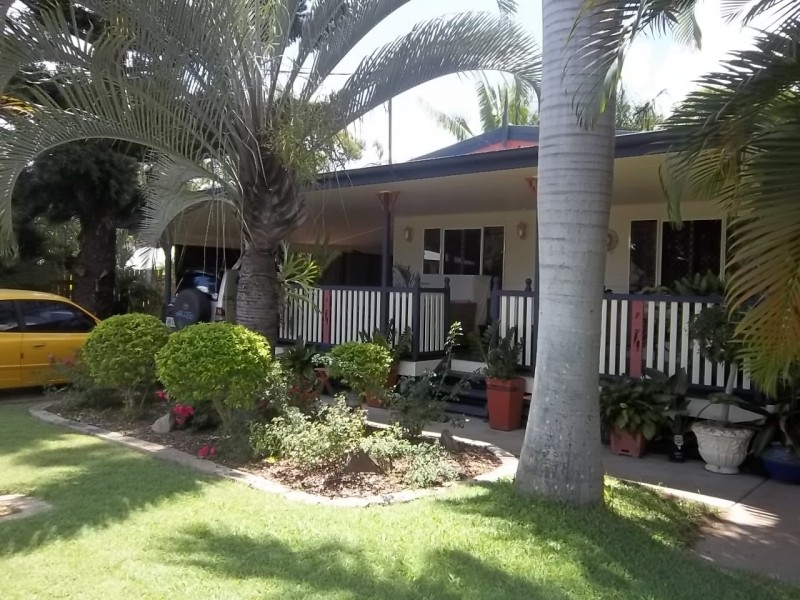 11 Casey Court, Moranbah QLD 4744