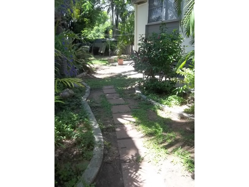 11 Casey Court, Moranbah QLD 4744