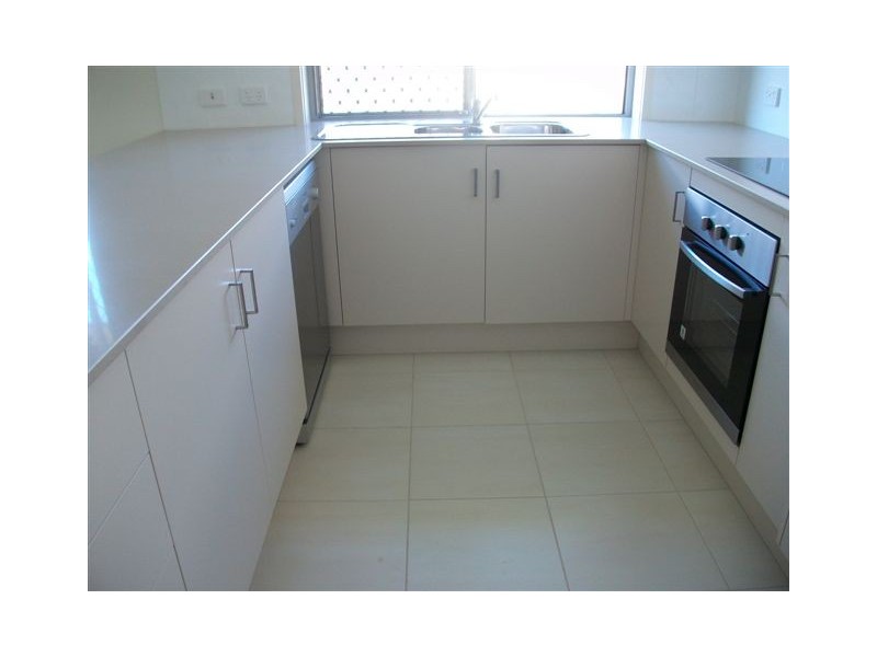 14 Majesty Street, Rural View QLD 4740