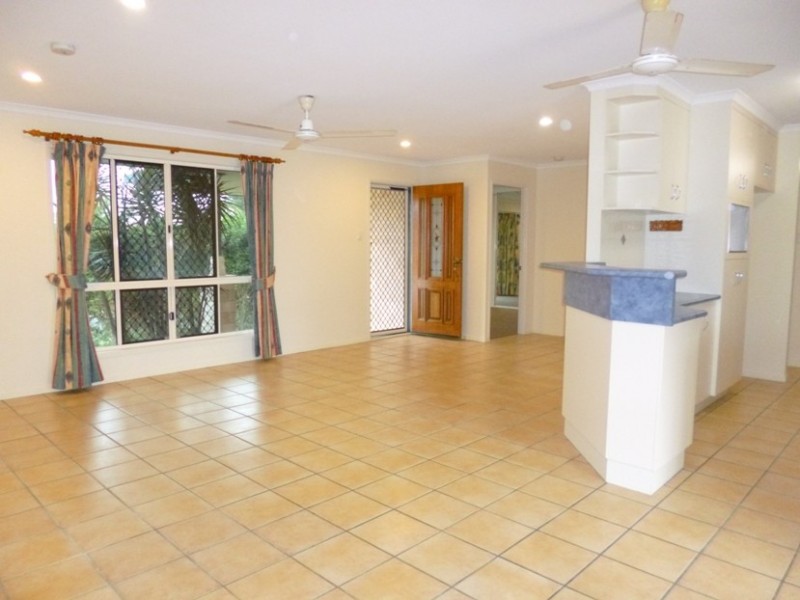 216 Kellys Rd, Walkerston QLD 4751