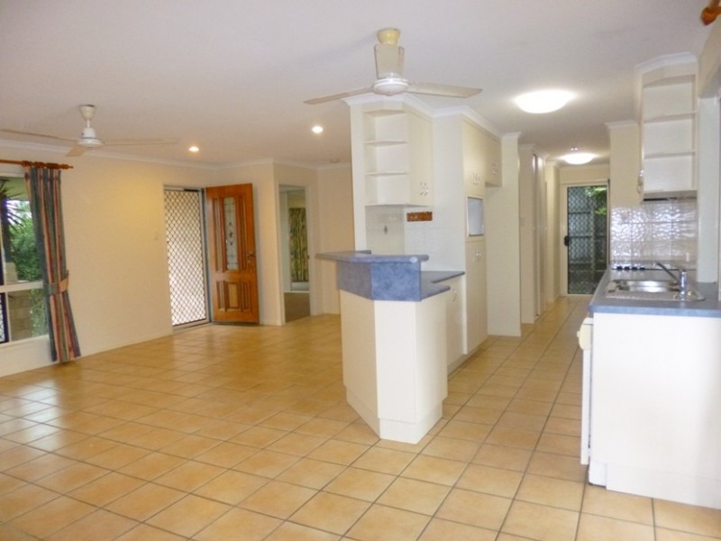 216 Kellys Rd, Walkerston QLD 4751