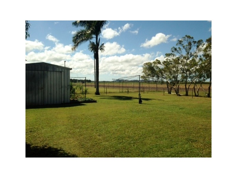 26 Youngs Lane, Walkerston QLD 4751