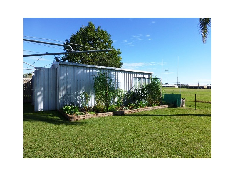 26 Youngs Lane, Walkerston QLD 4751