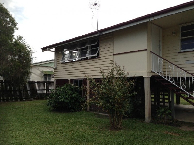 4 Smith Street, West Mackay QLD 4740