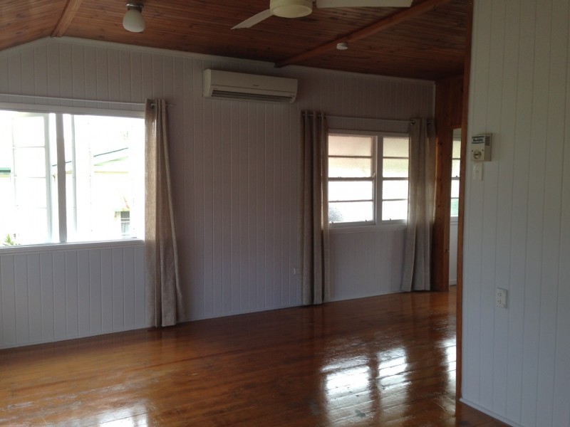4 Smith Street, West Mackay QLD 4740