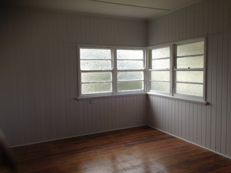 4 Smith Street, West Mackay QLD 4740