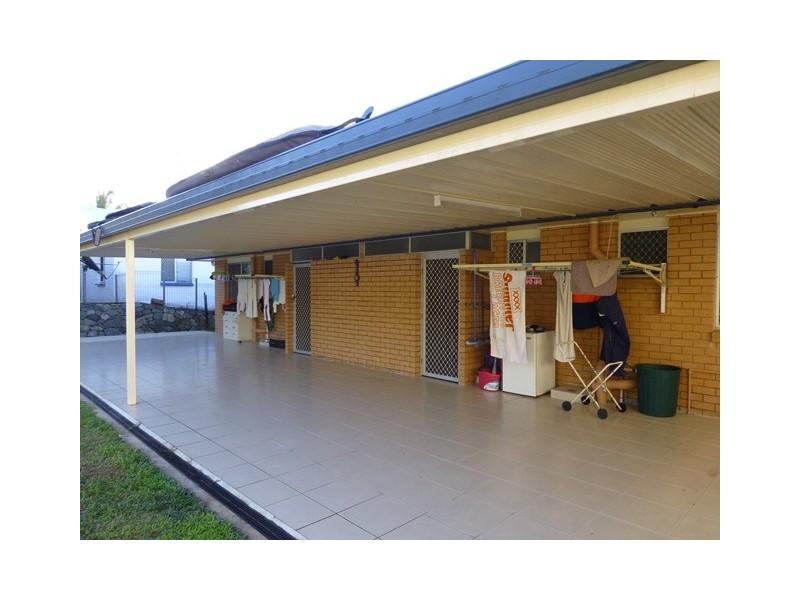 1/7 Scawfell Avenue, Slade Point QLD 4740