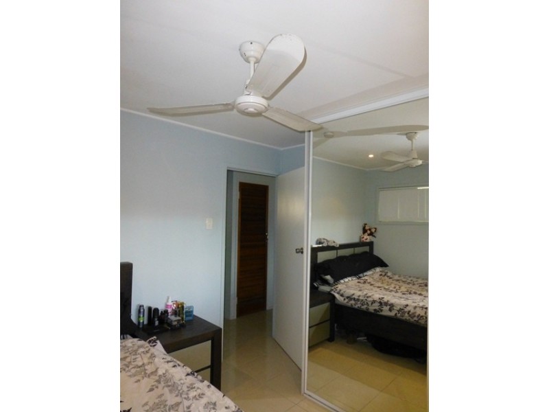 1/7 Scawfell Avenue, Slade Point QLD 4740