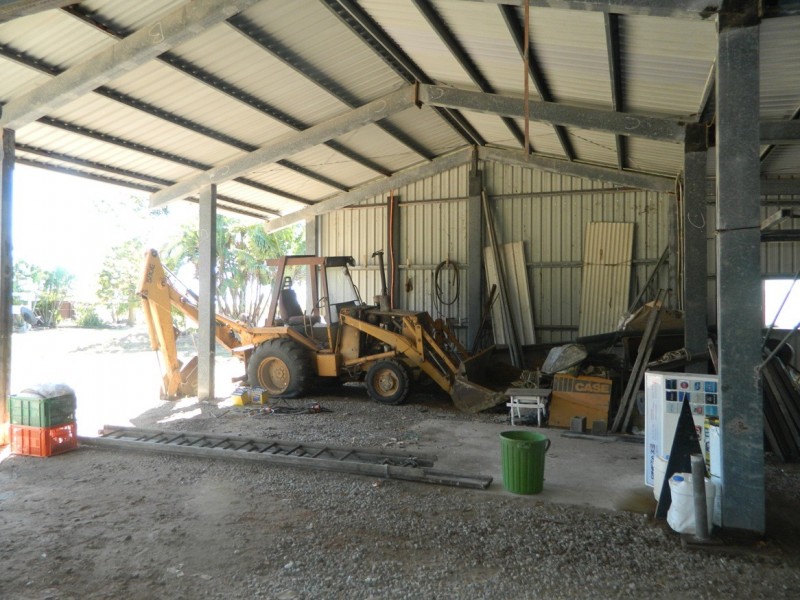 92342 Bruce Highway, Alligator Creek QLD 4740