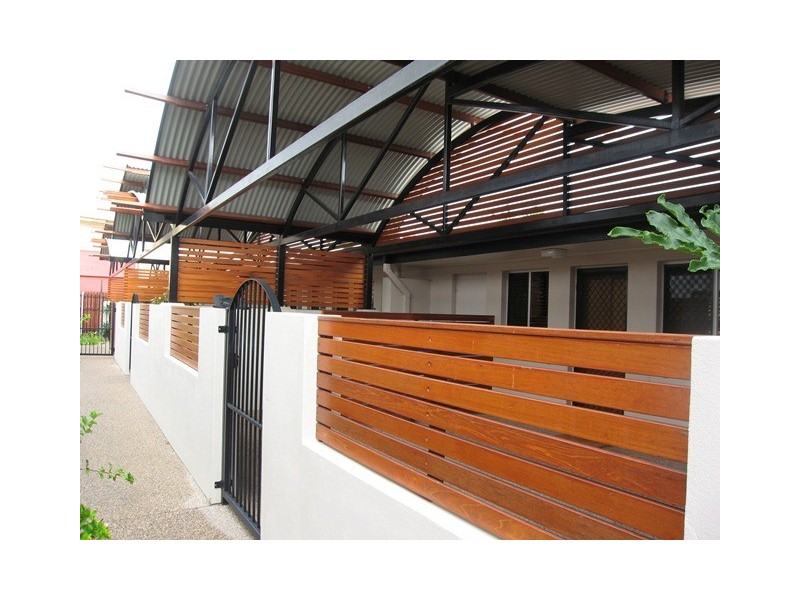 1/11 Pirie Street, South Mackay QLD 4740