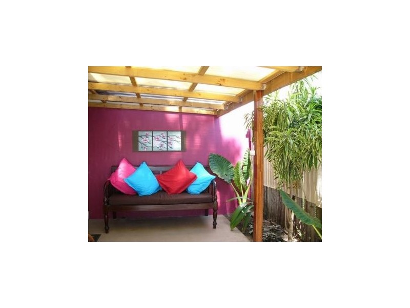 2/3 Rolston Street, South Mackay QLD 4740