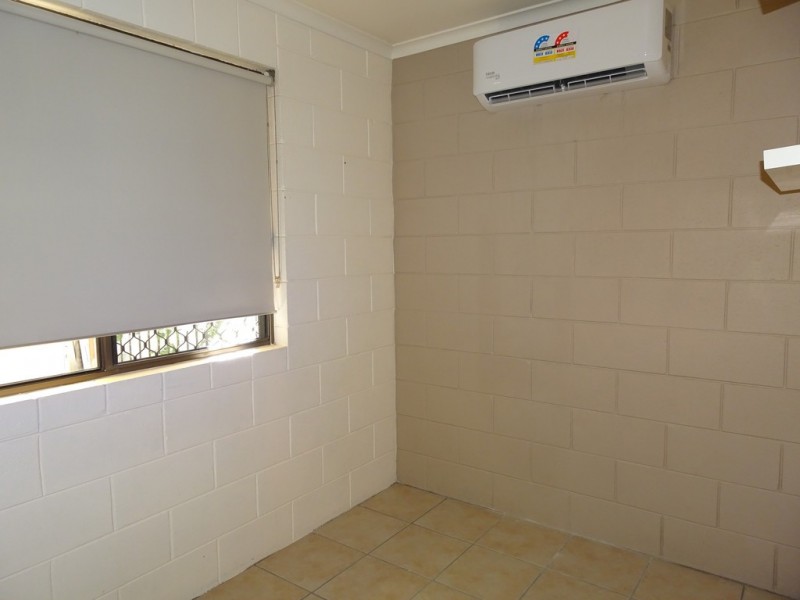 2/3 Rolston Street, South Mackay QLD 4740