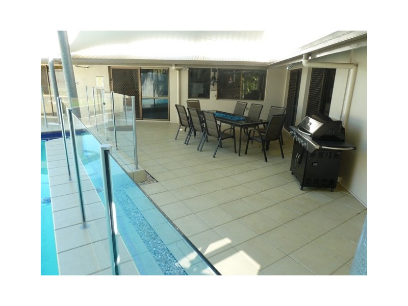 8 Blackall Ct, Mount Pleasant QLD 4740