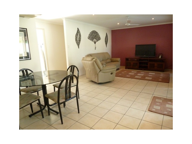 8 Blackall Ct, Mount Pleasant QLD 4740