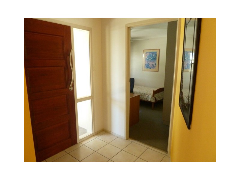 8 Blackall Ct, Mount Pleasant QLD 4740