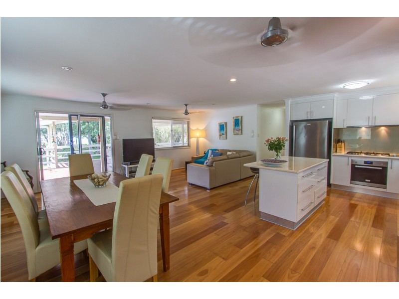 9 Coral Drive, Blacks Beach QLD 4740