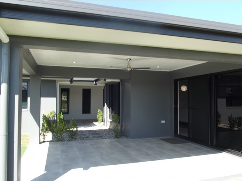 20 Goldwyn Close, Ooralea QLD 4740