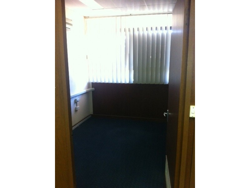 2-111 Victoria St, Mackay QLD 4740