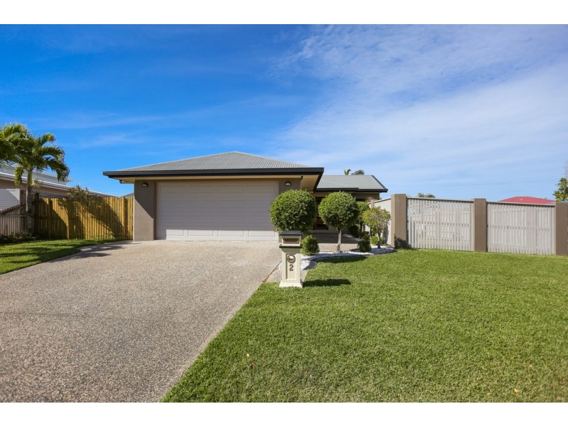 2 Leura Court, Glenella QLD 4740