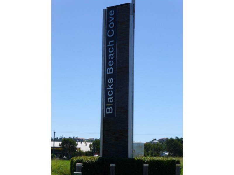 49 Scarborough Cct, Blacks Beach QLD 4740