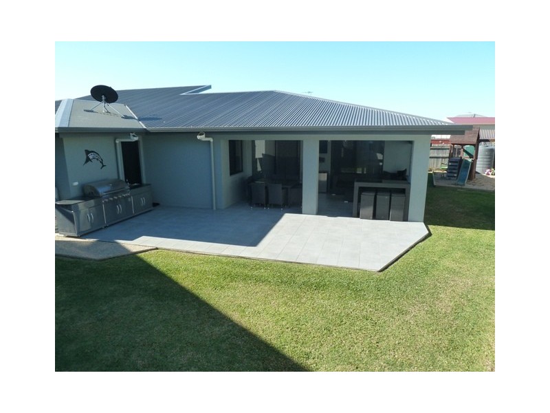 7 Joseph Ct, Mackay QLD 4740