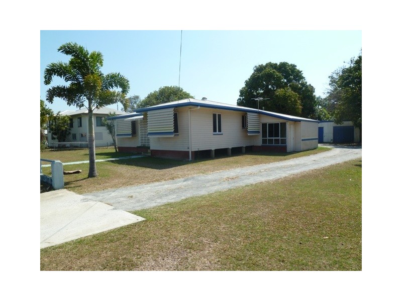 8 Holland Street, West Mackay QLD 4740