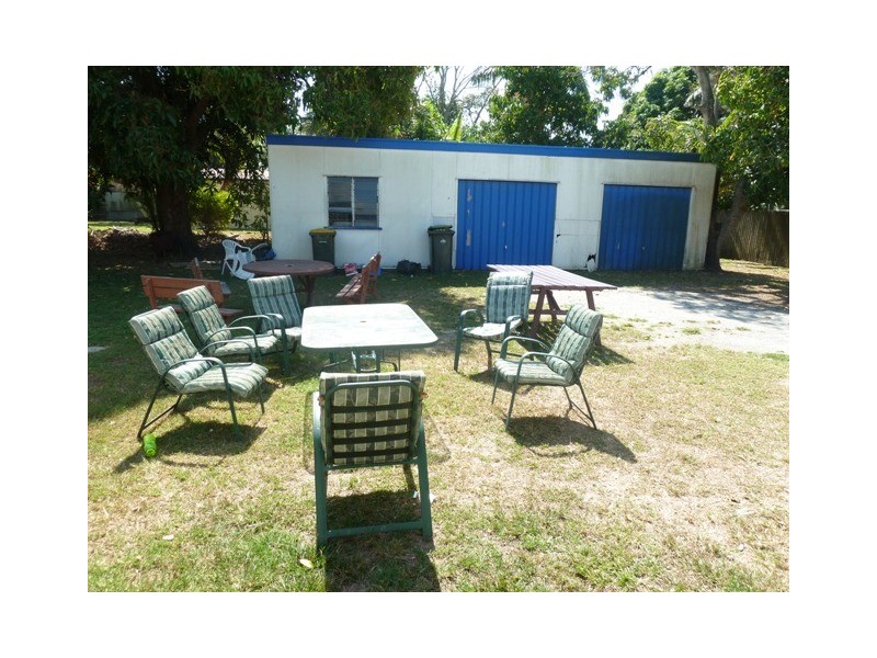8 Holland Street, West Mackay QLD 4740