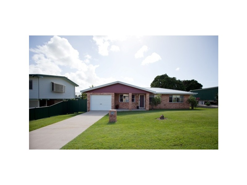 11 Grevillea Drive, Glenella QLD 4740