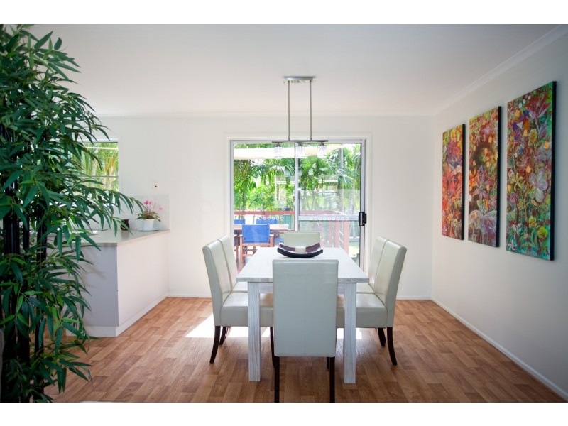 11 Grevillea Drive, Glenella QLD 4740