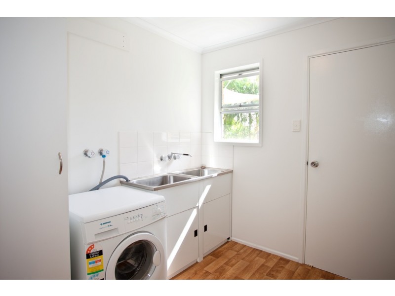 11 Grevillea Drive, Glenella QLD 4740