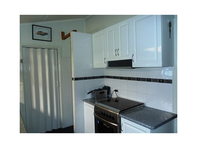6 Duncan Street, West Mackay QLD 4740