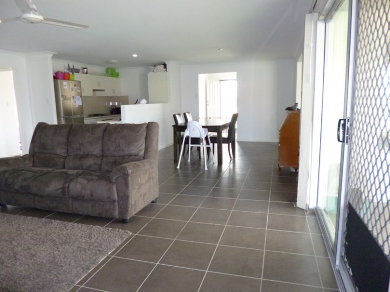 62 Katey Crs, Mirani QLD 4754