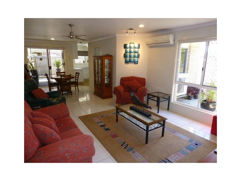 1/12 Meero St, South Mackay QLD 4740