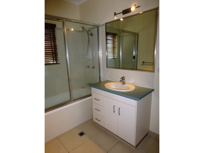 6 Goldston Street, North Mackay QLD 4740