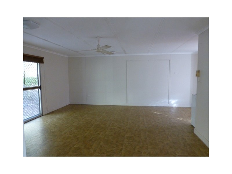 2/38 Bourke Street, Blacks Beach QLD 4740