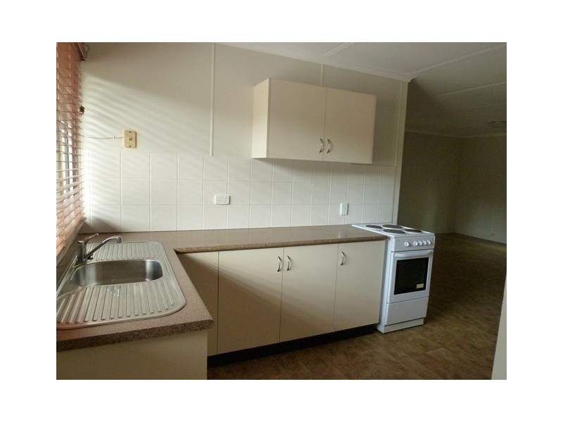 2/38 Bourke Street, Blacks Beach QLD 4740