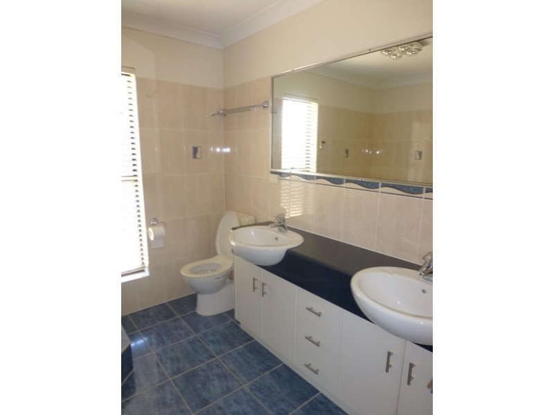 67 Wheeler Drive, Glenella QLD 4740