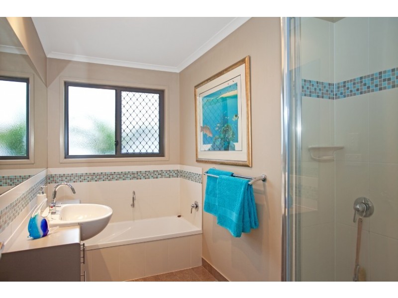 25 Portside Place, Shoal Point QLD 4750