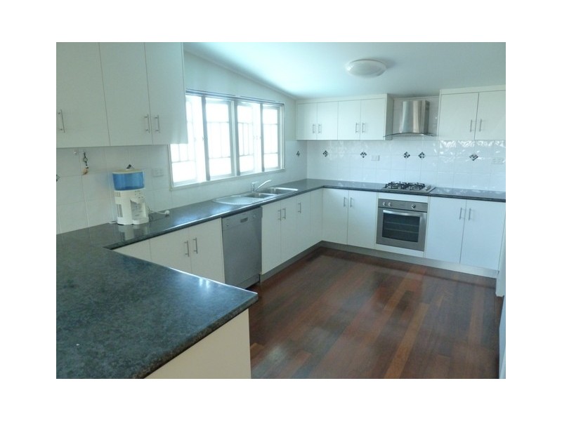 39 Hamilton Street, North Mackay QLD 4740