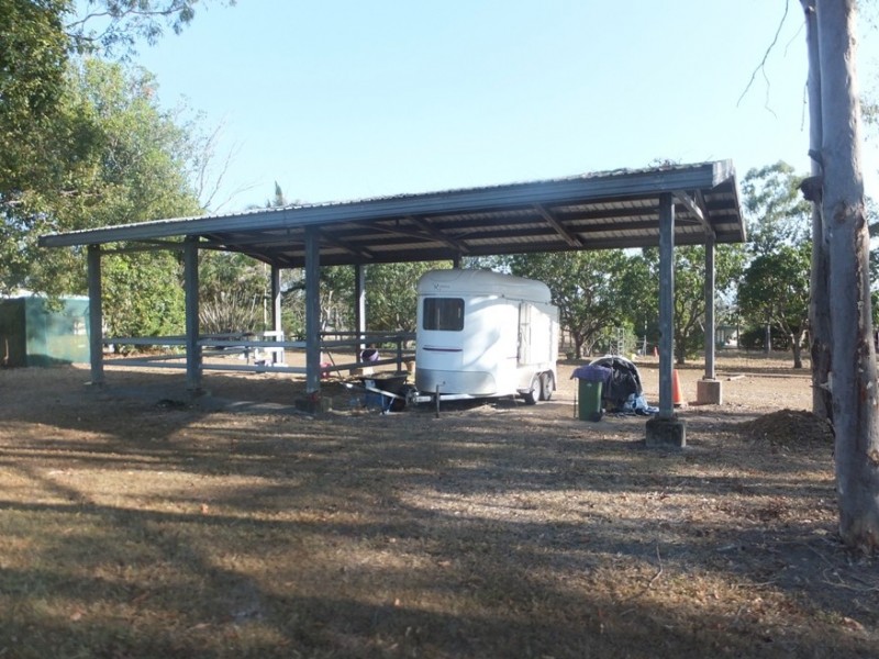 71 Ritchies Rd, Pleystowe QLD 4741