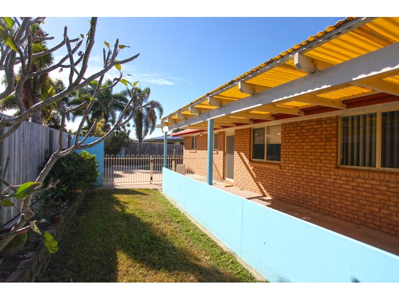 9 Bluewater Court, Bucasia QLD 4750