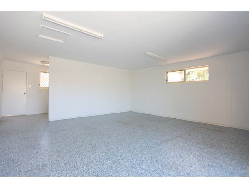 9 Bluewater Court, Bucasia QLD 4750