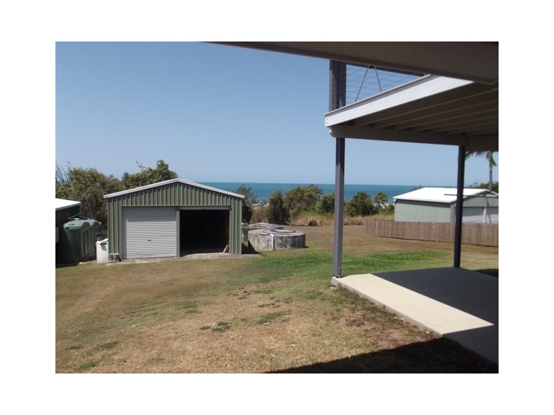 18 Ocean Dr, Sarina QLD 4737